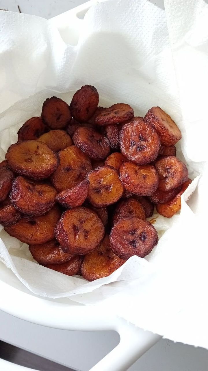 PLAIN BANANA OR POTATOES